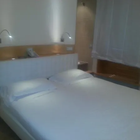 Tonfoni Hotel